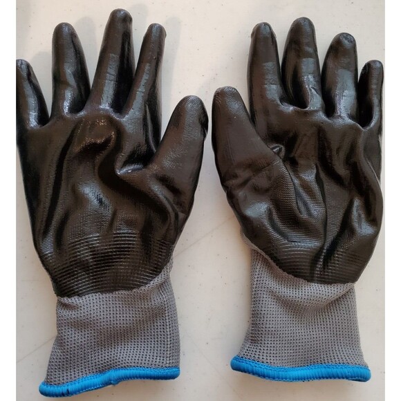 Firm Grip Winter Nitrile Grip Gloves With Insulated Shell (3 Pairs) - LARGE - Picture 4 of 5